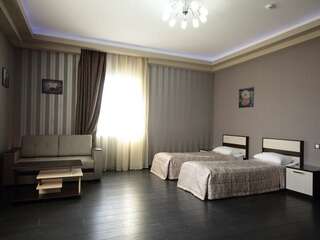 Гостиница Lotus Hotel & Spa Саратов Номер комфорт с 2 односпальными кроватями-10
